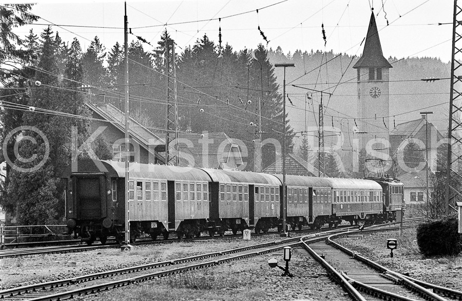 727 29,1 - 1978 53_KR13661