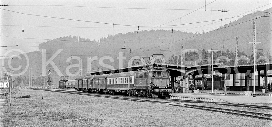 727 29,3 - 1978 53_KR13658