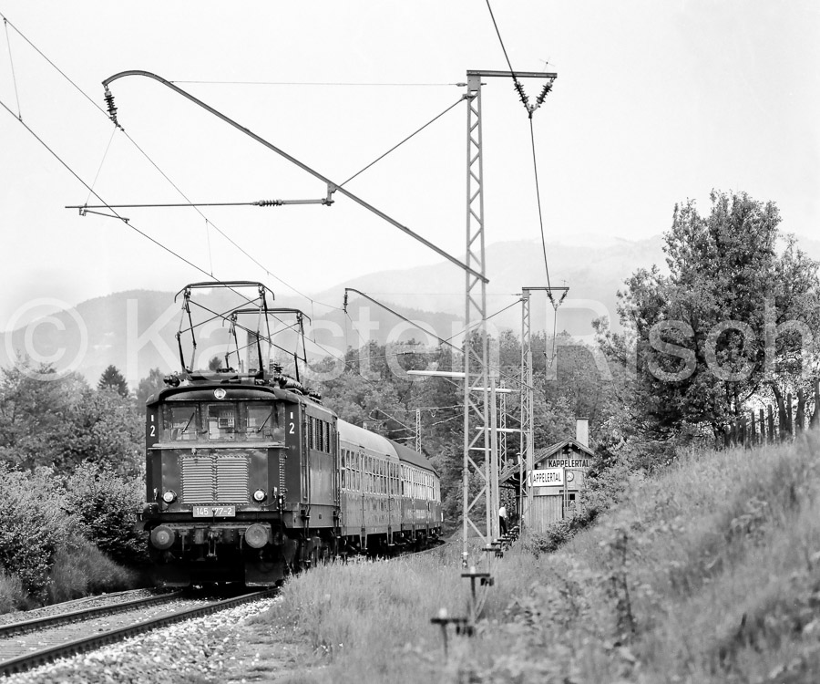 727 7,4 - 1979 93_KR86968