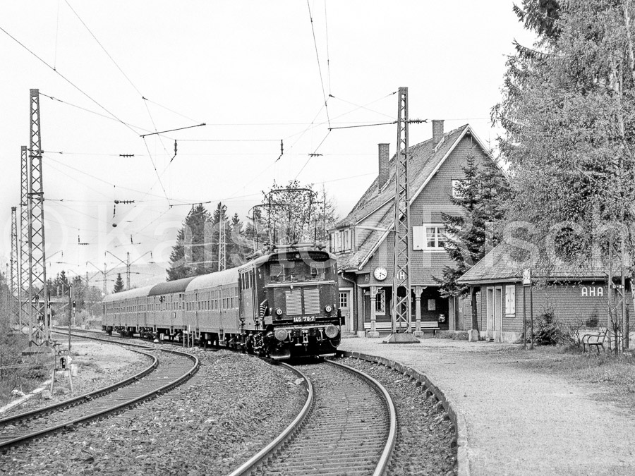 728 13,4 - 1979 88_KR86900