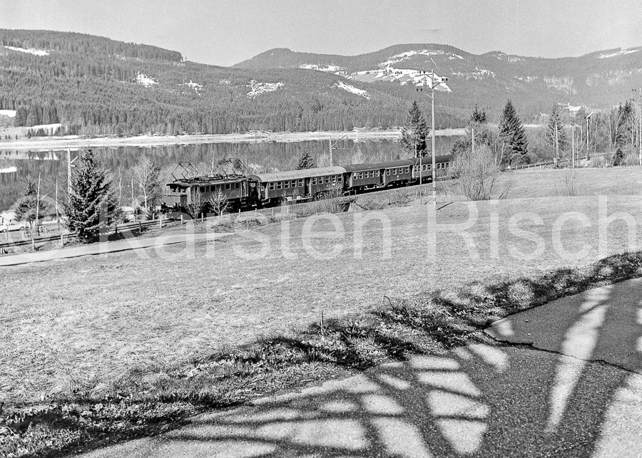 728 17,0 - 1978 51_KR13616