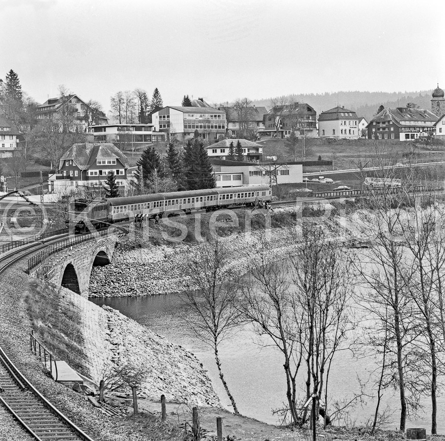 728 17,2 - 1979 52_KR16323