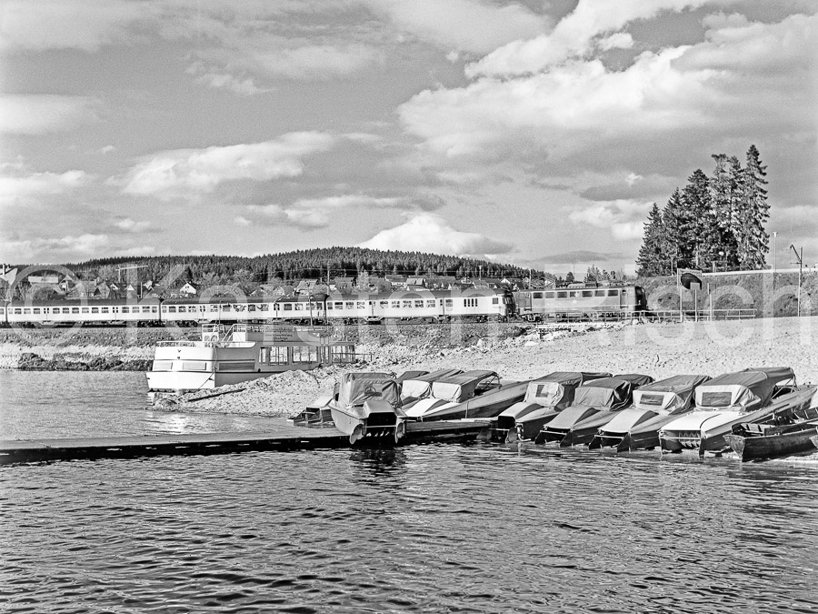 728 17,2 - 1979 87_KR86886