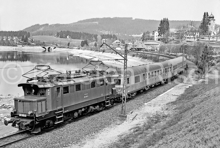 728 17,3 - 1979 57_KR16383