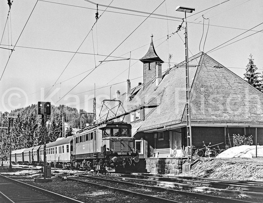 728 7,6 - 1978 49_KR13587