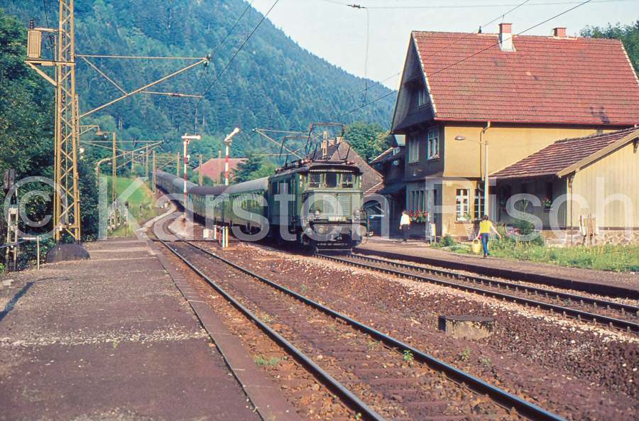 E 145 187 Einf Posthalde, 5-72, HJG  B