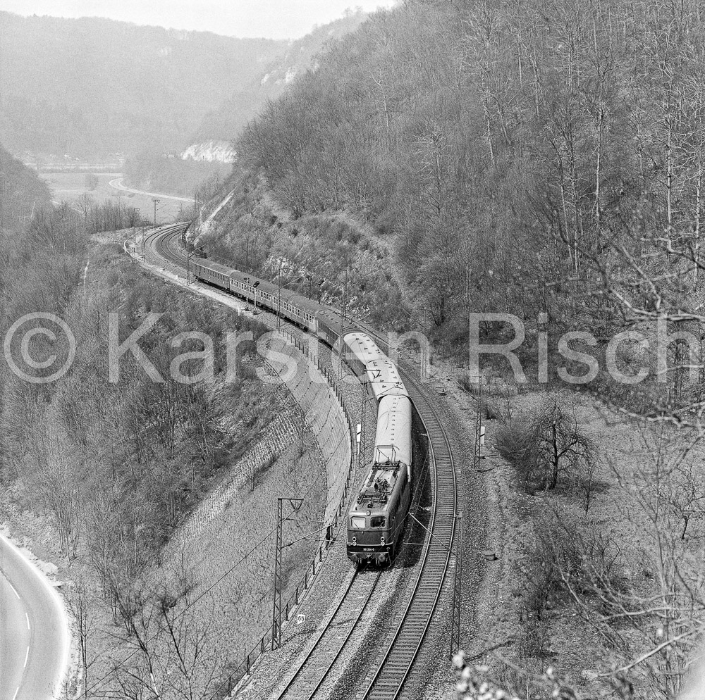 750 65,0 - 1978 68_KR13995