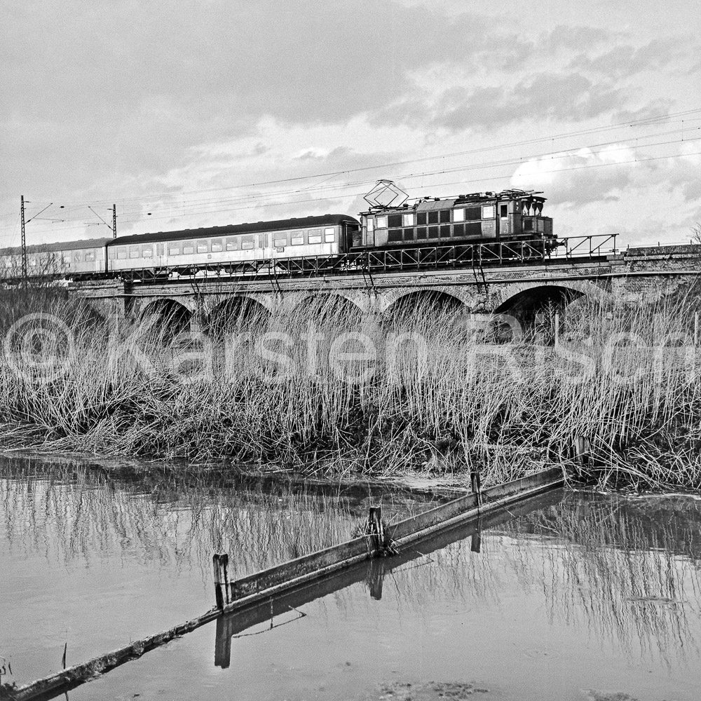 980 46,0 - 1978 36_KR93382