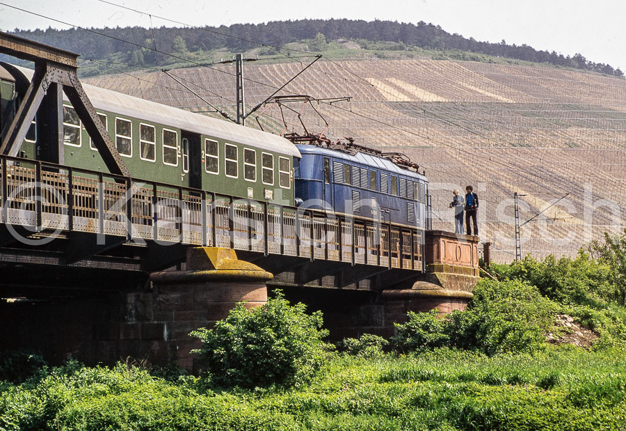 780 118,5 - 1977_KR79886