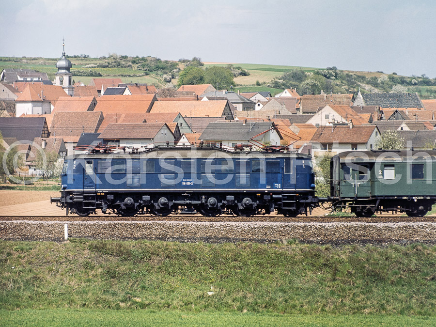 780 122,9 - 1978_KR20504