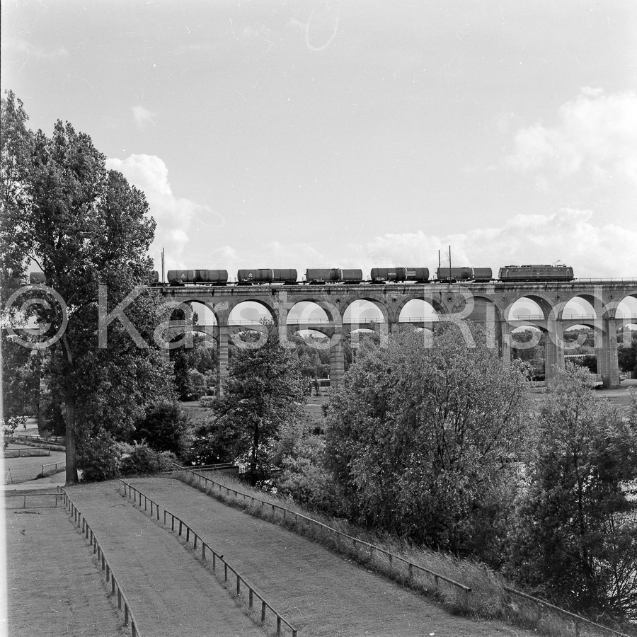 780 23,6 - 1981 037_KR13111