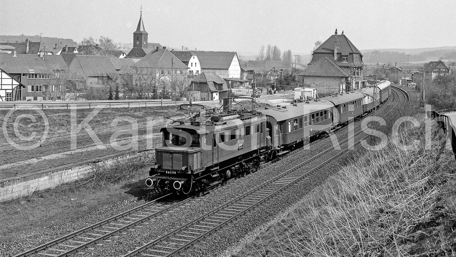 780 88,9 - 1984 11_KR46606