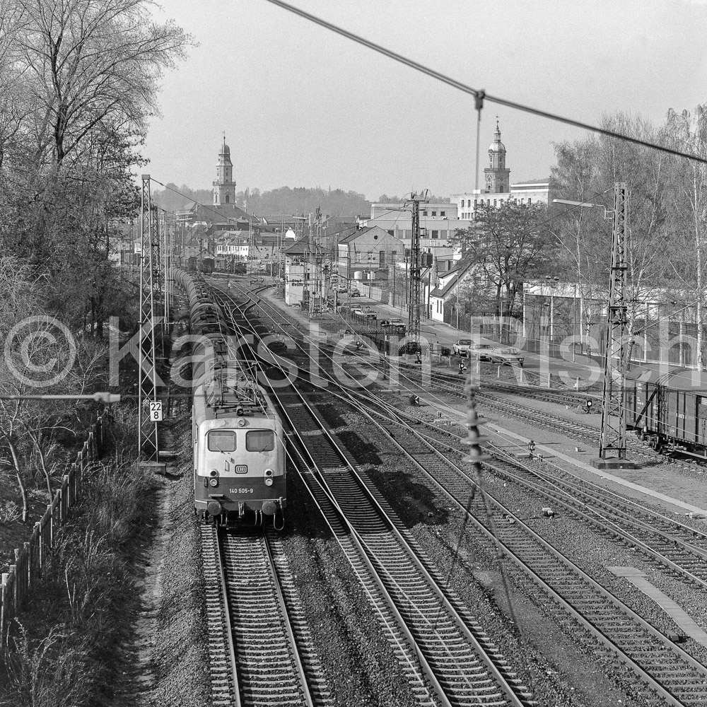 820 22,8 - 1984 24_KR46777