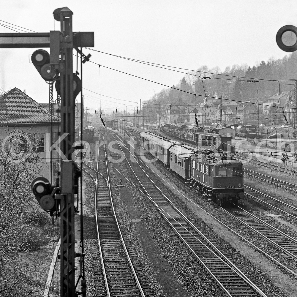 840 15,4 - 1984 07_KR46566