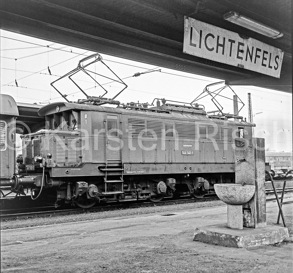 840 31,9 - 1976 67_KR51745