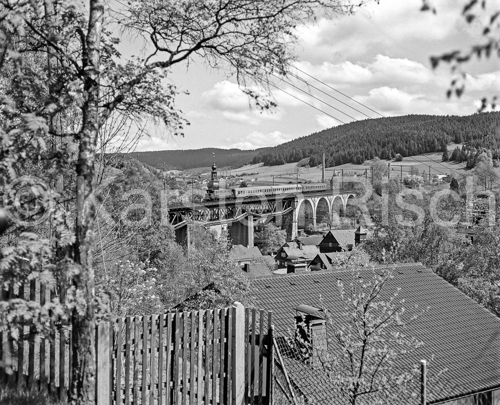 840 47,4 - 1983 12_KR35467