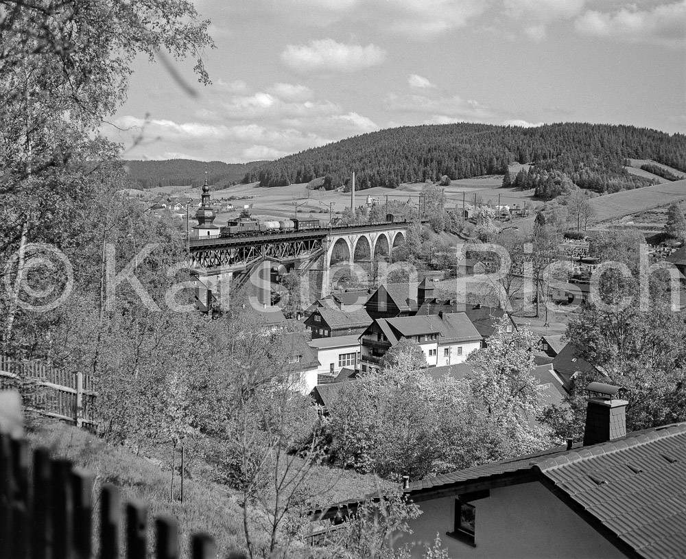 840 47,4 - 1983 13_KR35472