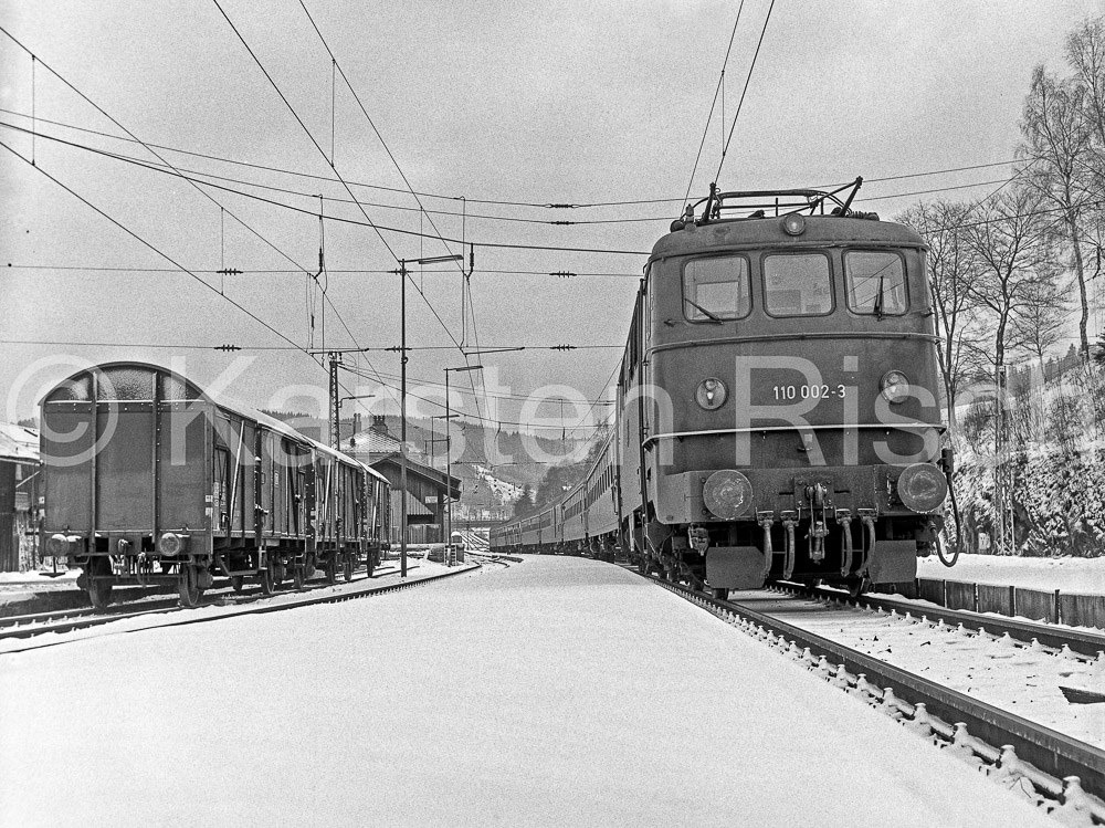 840 47,6 - 1976 68_KR51760