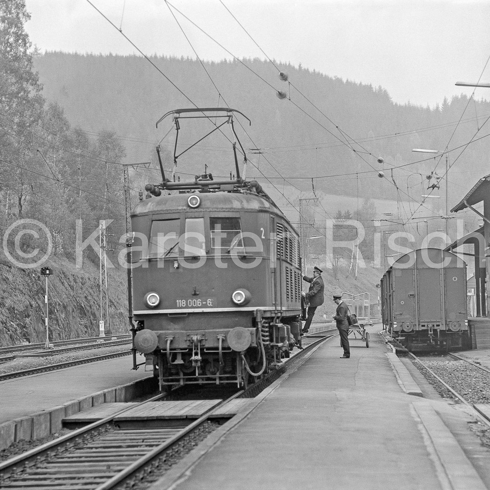 840 47,6 - 1977 45_KR62343