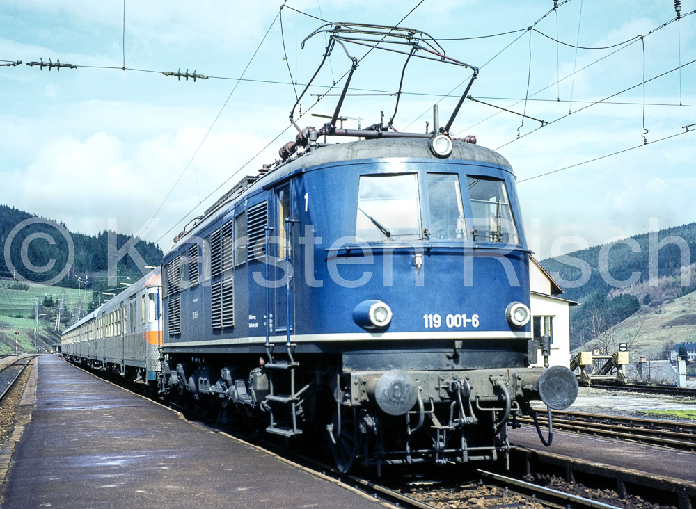 840 47,6 - 1977_KR20513