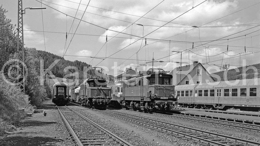 840 47,6 - 1983 12_KR35466