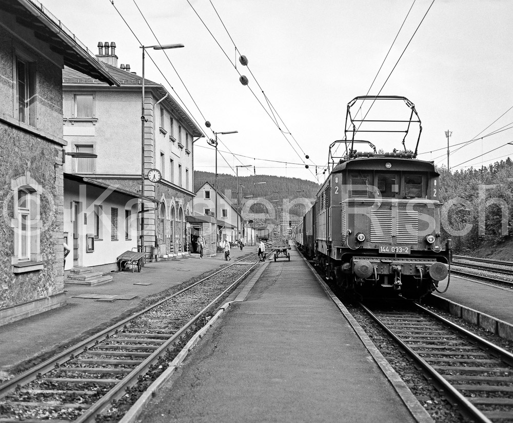 840 47,6 - 1983 13_KR35479