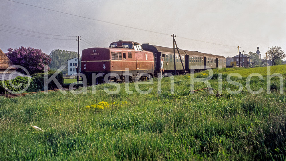 824 11,1 - Steigerwaldbahn - 1977_KR70152-Bearbeitet