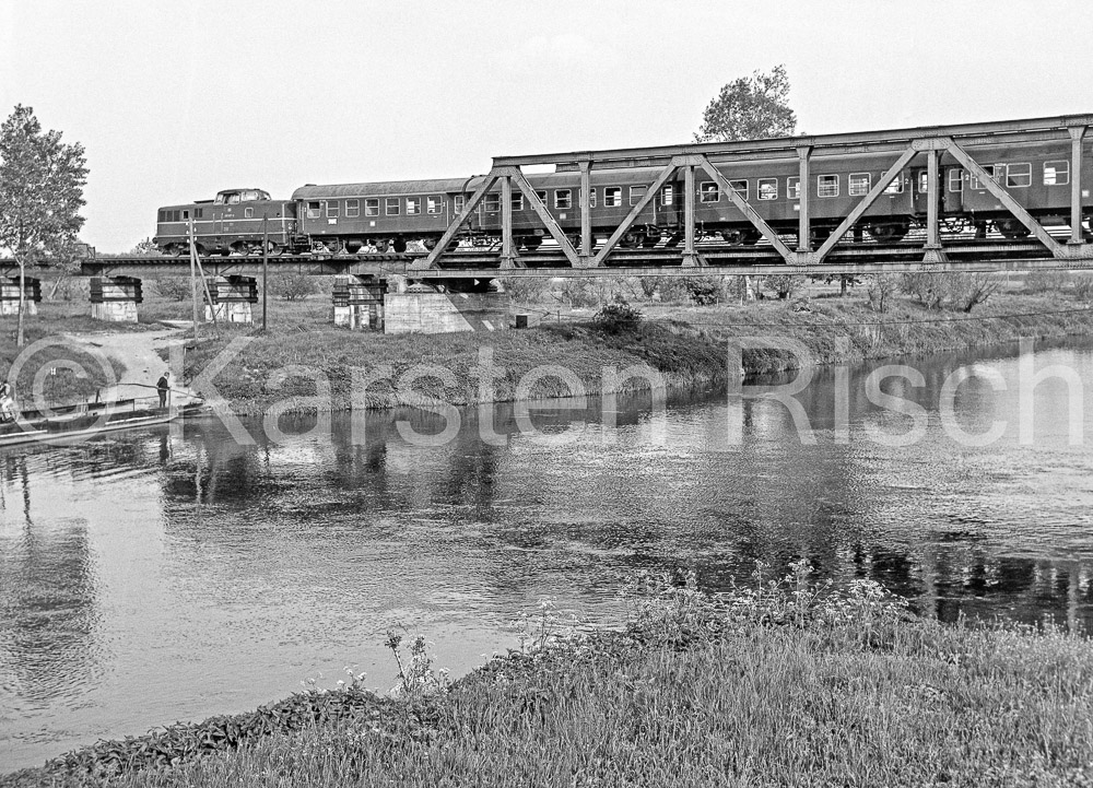 824 1,6 - Steigerwaldbahn - 1977 15_KR52002