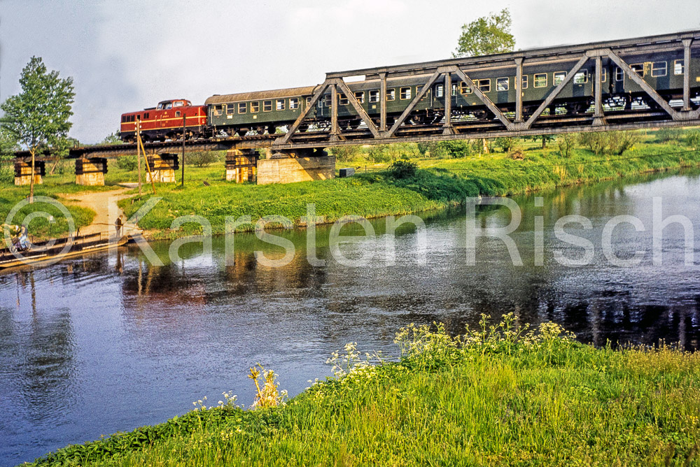 824 1,6 - Steigerwaldbahn - 1977_KR70153
