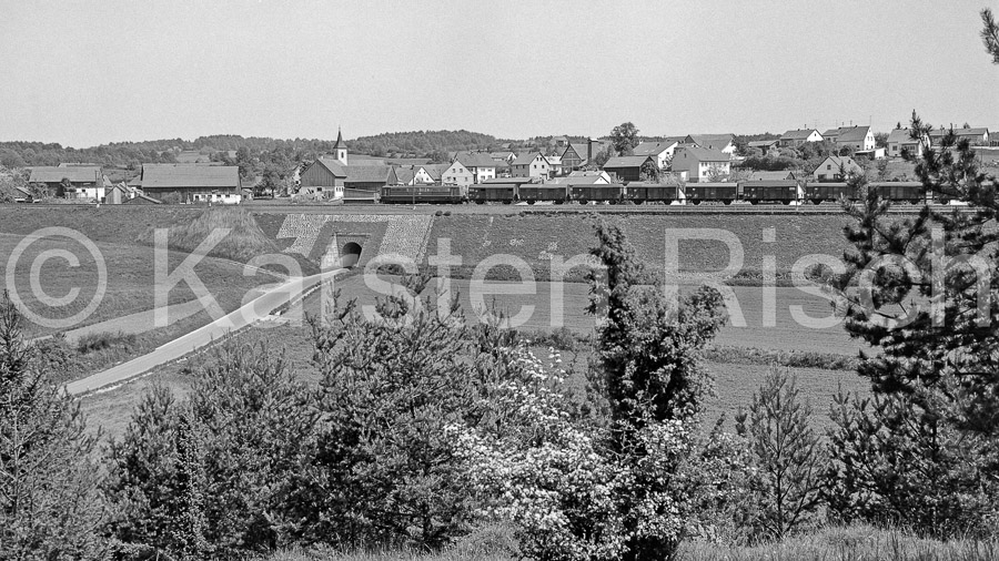 880 19,5 - 1983 20_KR35549