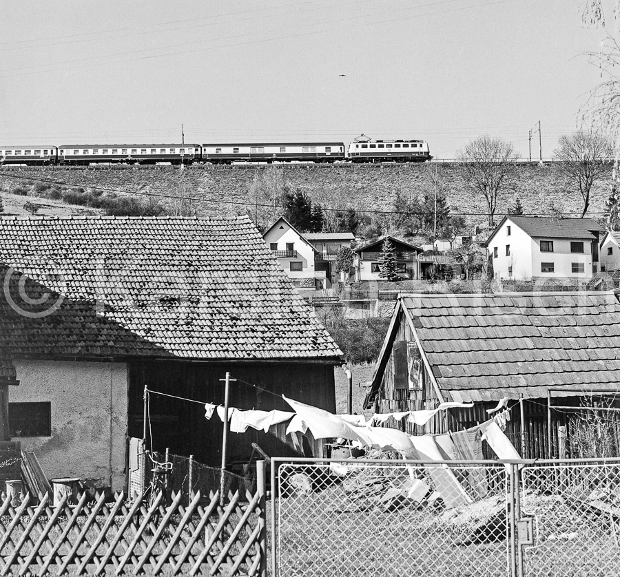 880 19,5 - 1984 19_KR46716