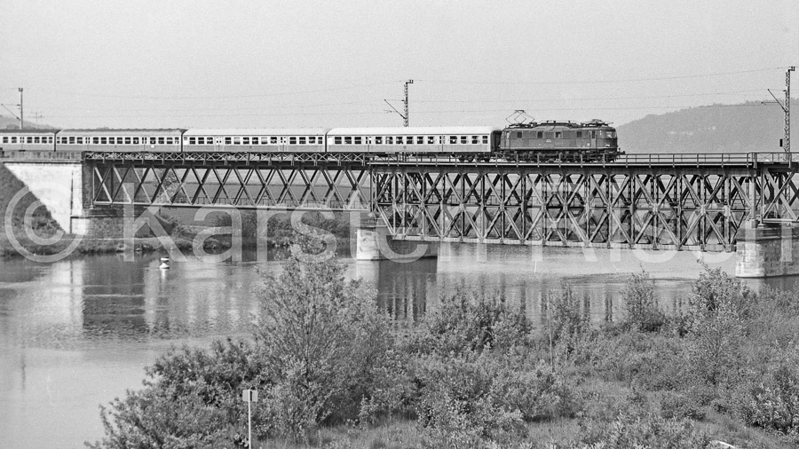 993 17,1 - 1983 15_KR35498