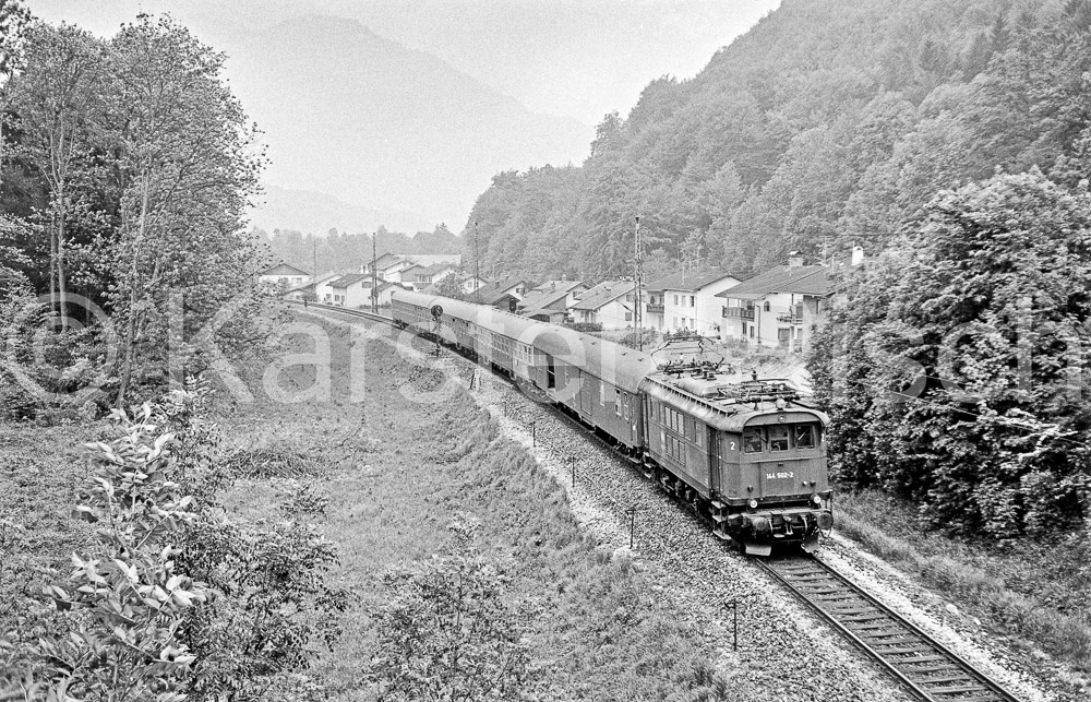 954 12,0 - 1977 58_KR62474