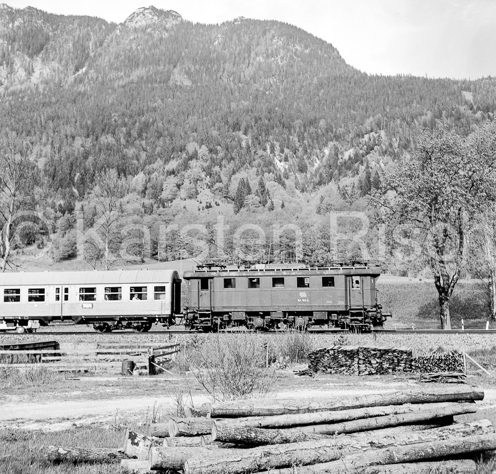 954 12,8 - 1978 86_KR34274