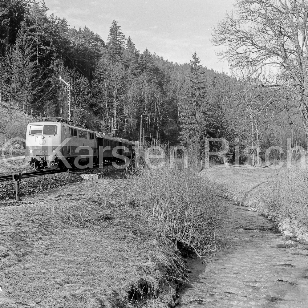 954 13,1 - 1979 194_KR28989