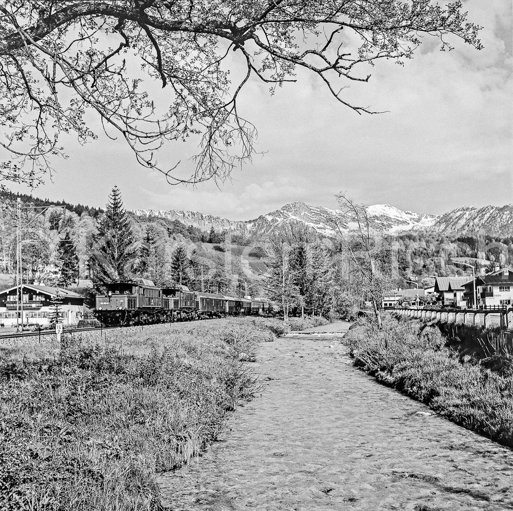 954 14,2 - 1978 85_KR34261