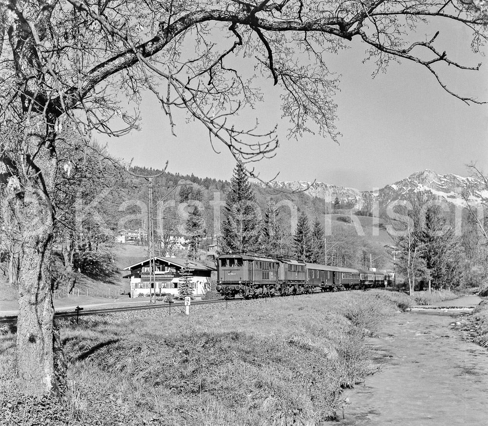 954 14,2 - 1979 72_KR66691