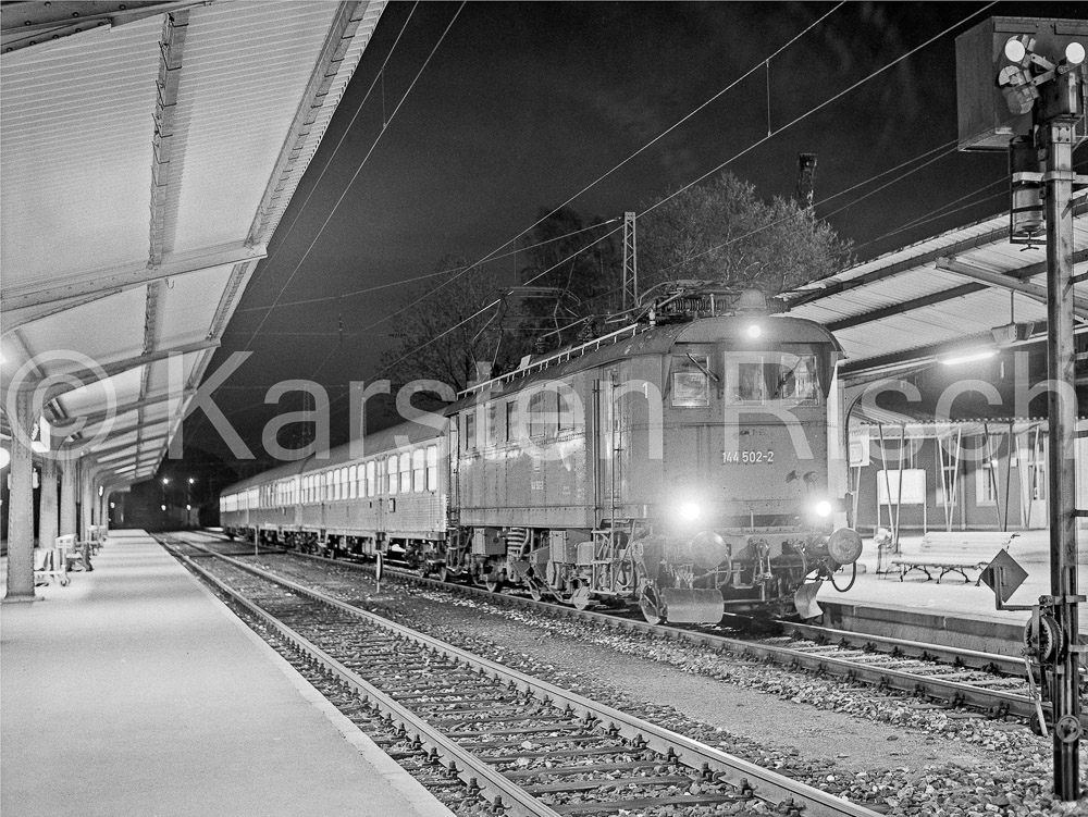 954 14,9-0,0 - 1978 81_KR24207