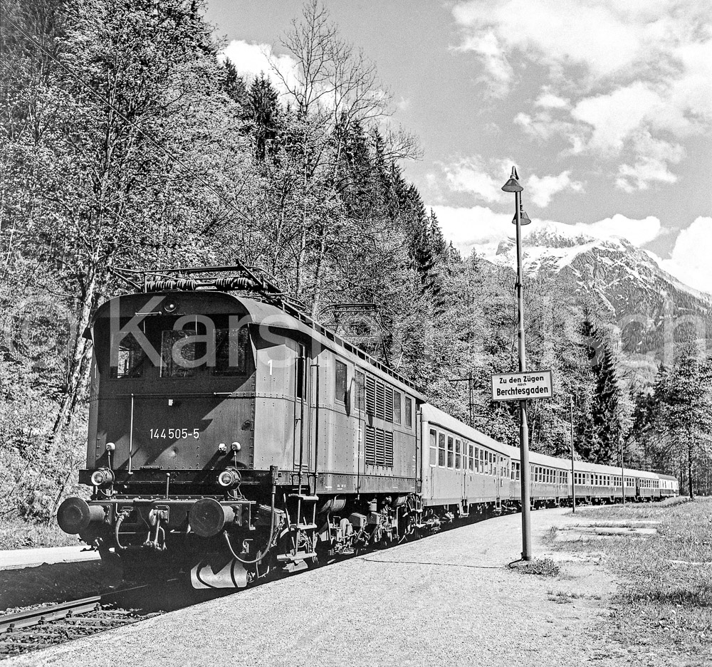 954 17,7 - 1978 86_KR34270