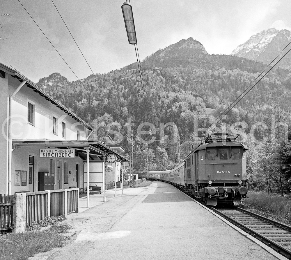 954 1,7 - 1978 87_KR34282