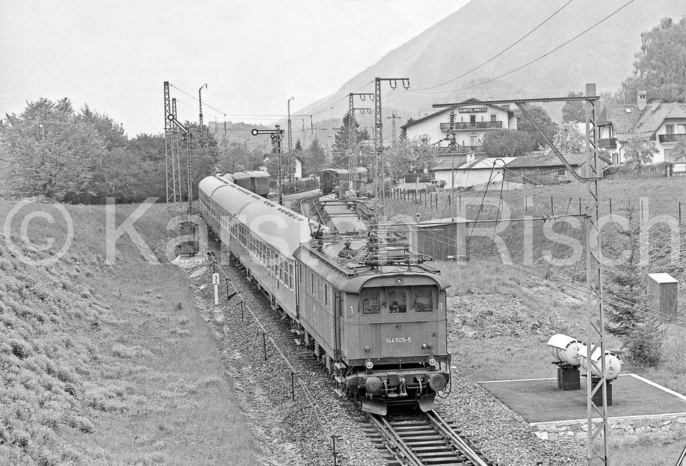 954 3,2 - 1978 75_KR24138