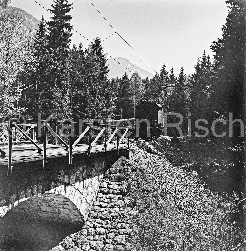 954 5,9 - 1979 70_KR66666