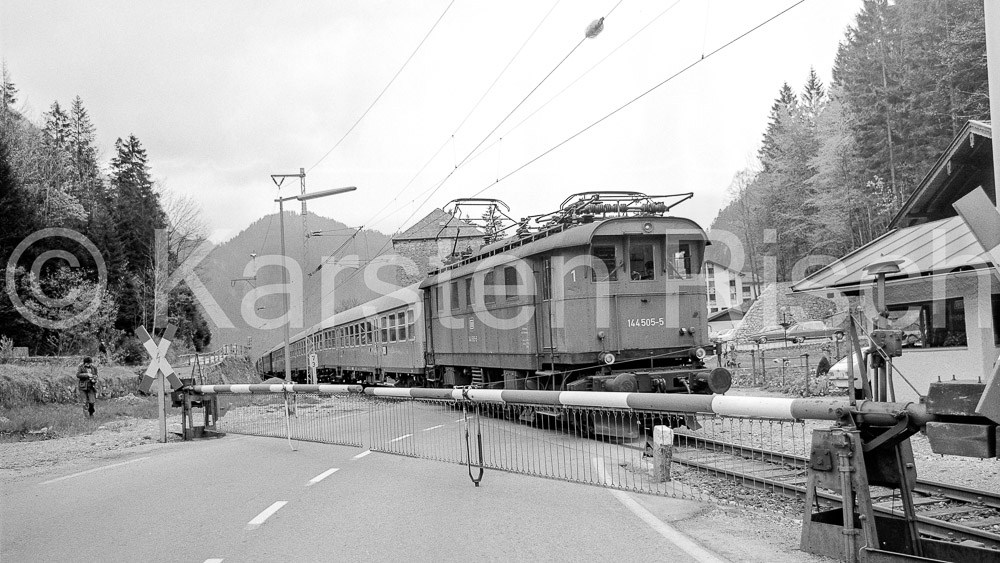 954 7,3 - 1978 75_KR24136