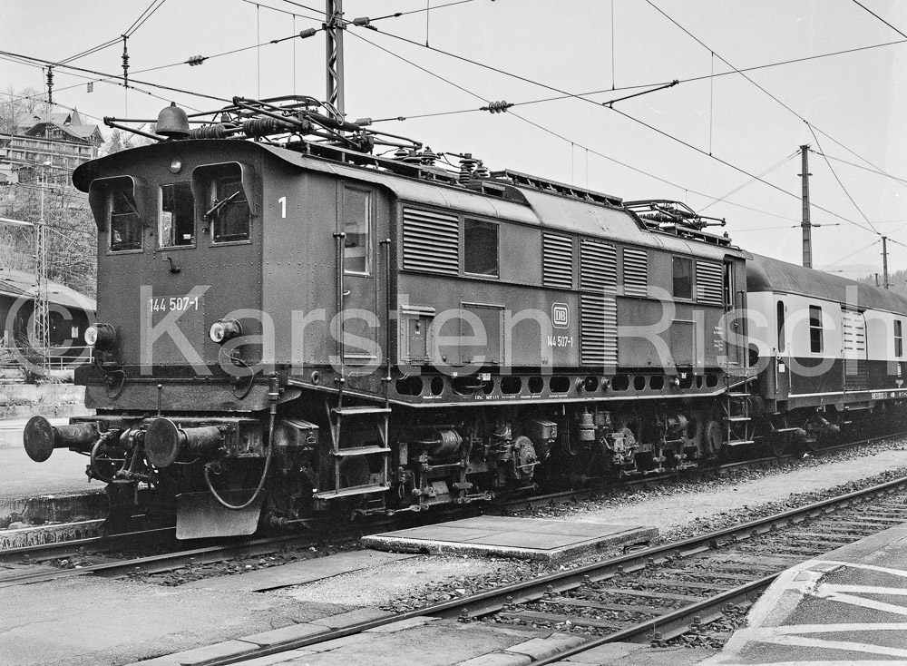 954 xx - 1979 64_KR66589