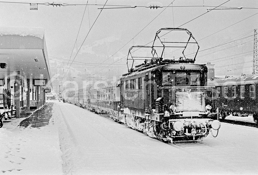 960 100,6 - 1978 33_KR93290