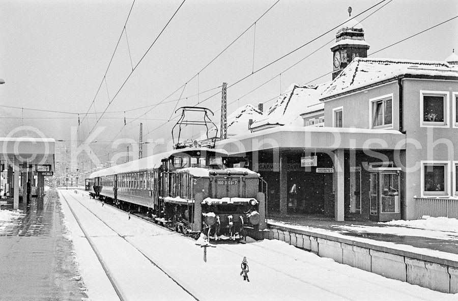 960 100,6 - 1978 33_KR93301