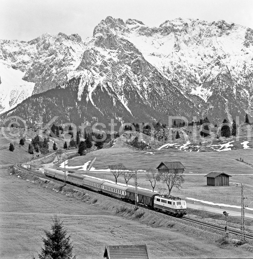 960 113,5 - 1979 25_KR96037