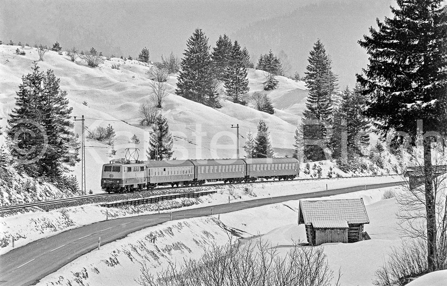 960 113,7 - 1978 28_KR93219