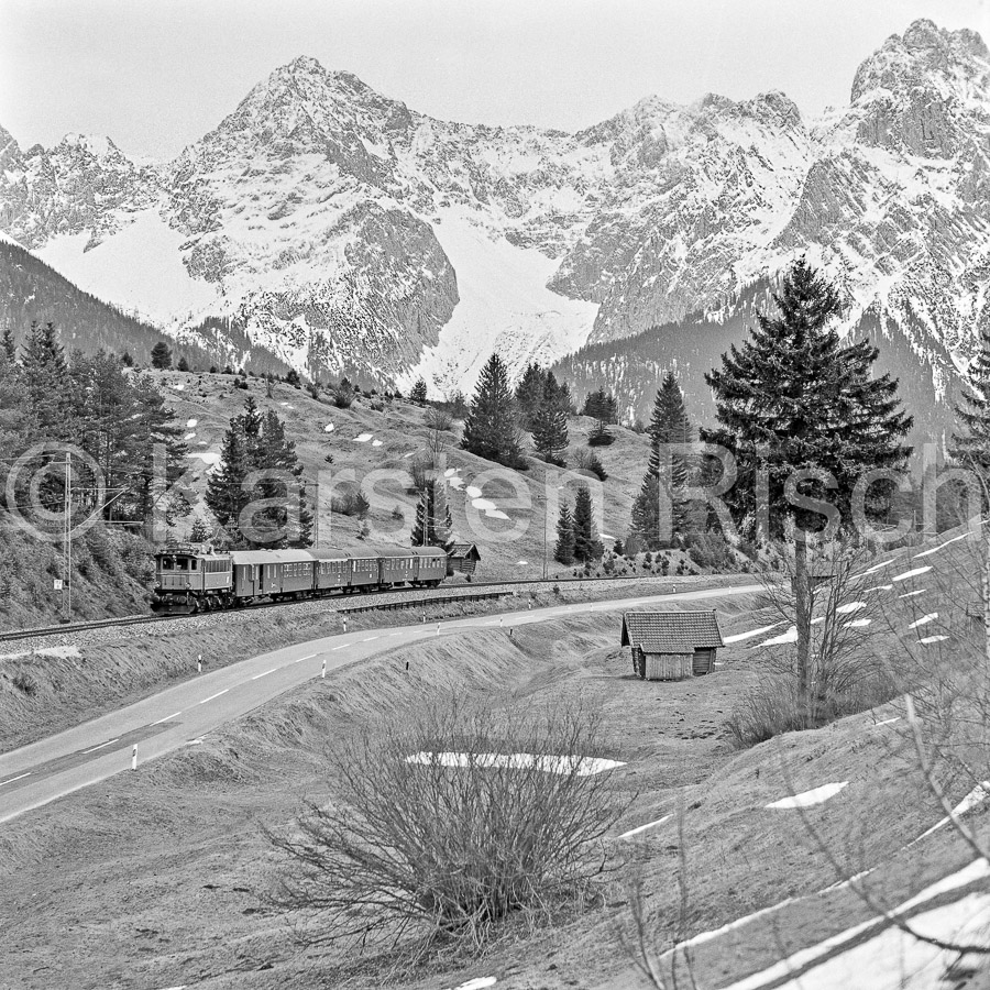 960 113,8 - 1979 29_KR96078