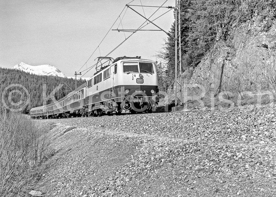 960 114,4 - 1979 23_KR96020